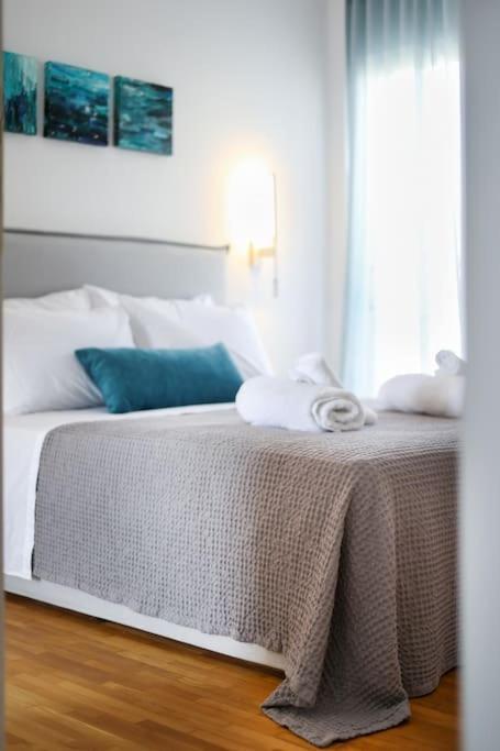 Blue Delta Apartment Palaio Faliro Athens Ngoại thất bức ảnh