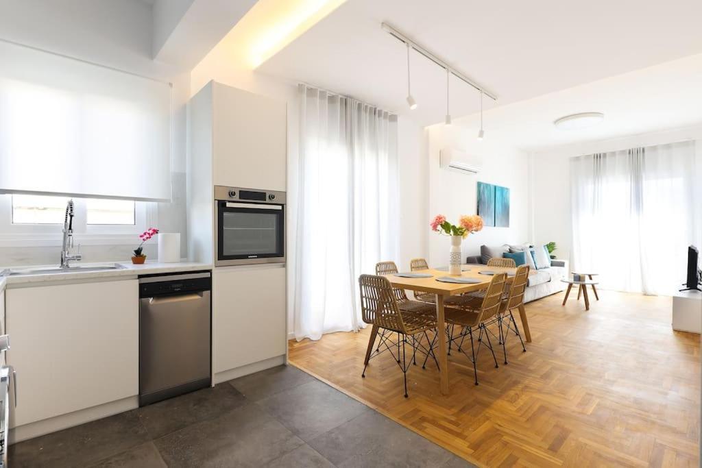 Blue Delta Apartment Palaio Faliro Athens Ngoại thất bức ảnh