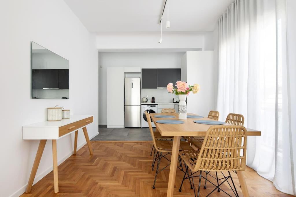 Blue Delta Apartment Palaio Faliro Athens Ngoại thất bức ảnh