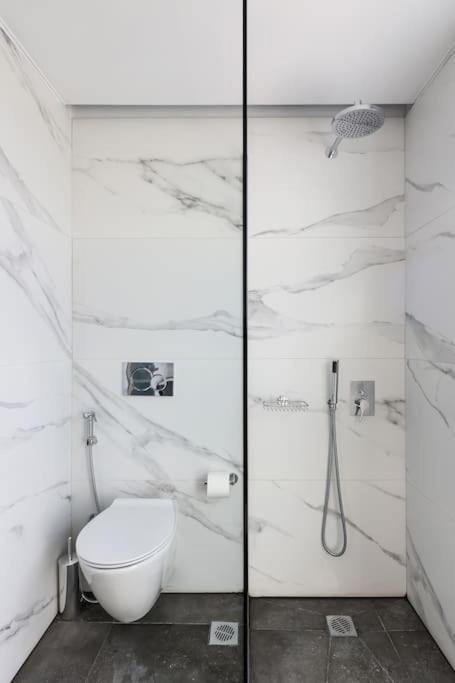 Blue Delta Apartment Palaio Faliro Athens Ngoại thất bức ảnh
