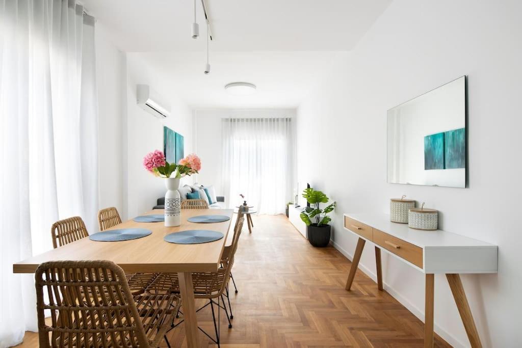 Blue Delta Apartment Palaio Faliro Athens Ngoại thất bức ảnh